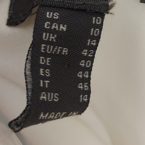 Adrianna Papell Fluttered Short Sleeve Crepe Gown WHITE WEDDING Size 10 - Picture 11 of 16